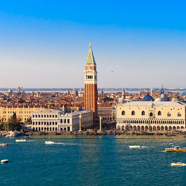 [Translate to Italian:] Hotel Savoia in Venedig