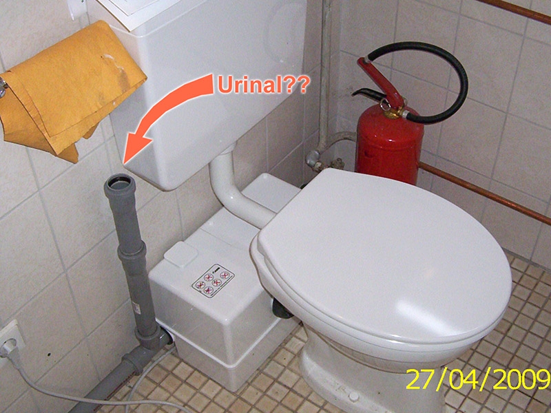 Platzspar-Urinal am WCfix